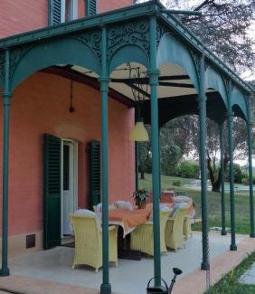 Castel San Pietro Terme House | Villa Resta & Dependance
