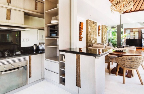 Petitenget Villa | Villa Ria Seminyak- private villa in a great location close to Potatohead