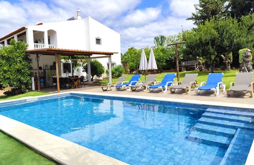 Silves Villa | Villa Rios Garden - Perfect for Resting, Relaxing and Enjoying Nature
