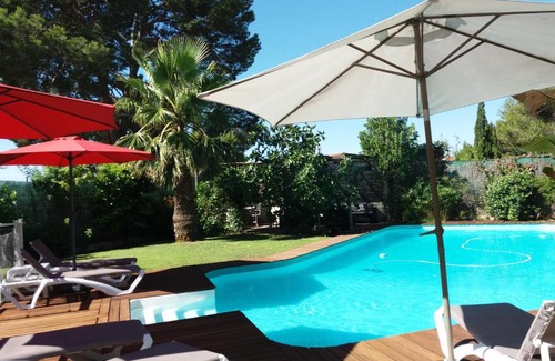 Riba-roja de Turia Villa | Villa Rive Rouge