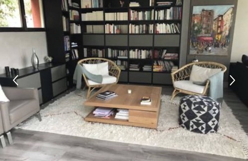 Montferrier-sur-Lez Villa | VILLA ROJA