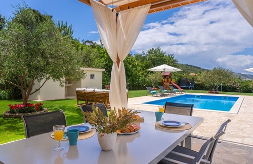 Tugare Villa | VILLA ROKO with 4 bedrooms, 32sqm heated pool, playground