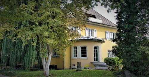 Schkeuditz Apartment | Villa Romahn