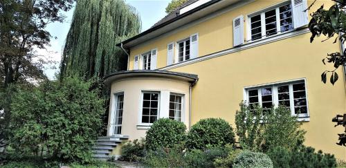 Schkeuditz Apartment | Villa Romahn