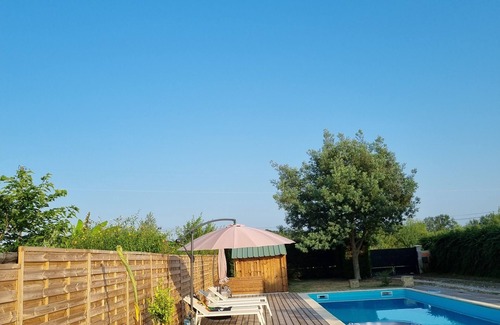 Saint-Denis-de-Pile Villa | Villa Romantique Avec Piscine à 10mn de Pomerol , Libourne et 15mn de St Emilion