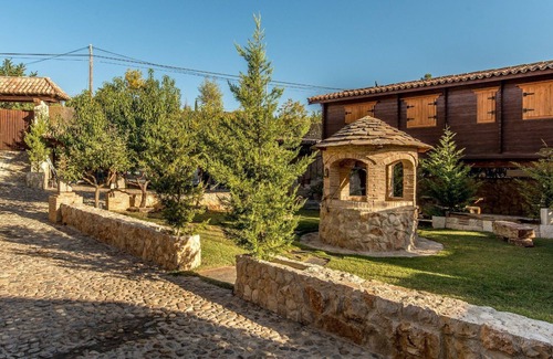 Carabana Villa | Villa Romana