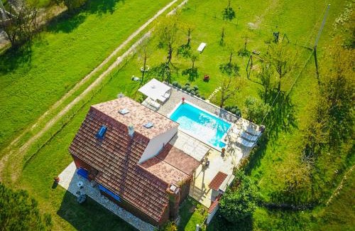 Krusvar Villa | Villa Romansa near Split- heated pool peace, bbq