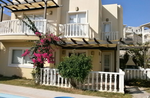 Bogazici Villa | Villa Romantica 17 - Tuzla