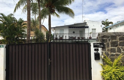 Pointe aux Biches Apartment | Villa Rosa- -2 Apartments With Outdoor Pool 100m Away From The Beach