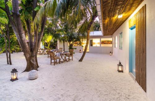 Feridhoo House | Villa Rosa Maldives