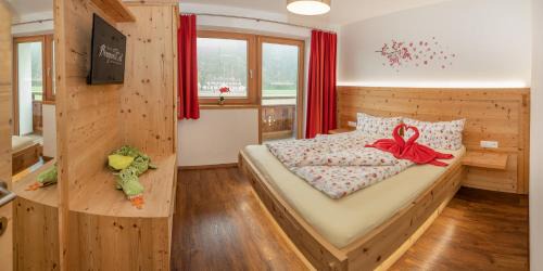 Aschau Im Zillertal Apartment | Villa Rosa-Panorama App