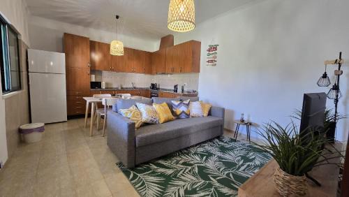 Corroios House | Villa Rosa