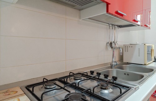 Granelli Villa | Villa Rosa with Sea Access, Hot Tub and Air Conditioning, Pet-Friendly