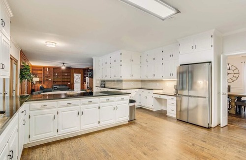 Lithonia Villa | Villa Rose Gated Estate, Heated Pool