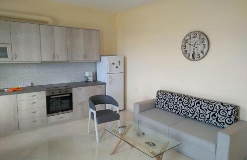 Mourteri Apartment | villa roses-mourteri