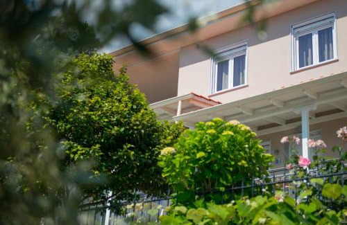Koinira Apartment | Villa Roula
