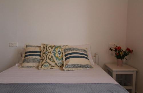 Naxos Villa | Villa Rouvis with outdoor Hot Tub