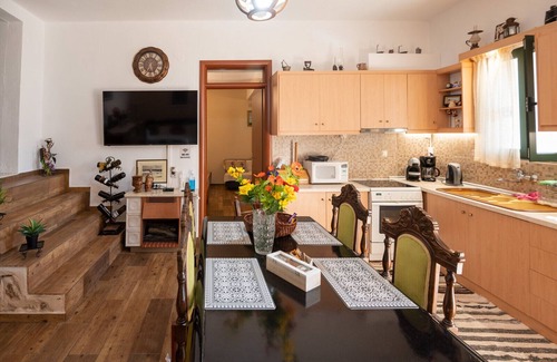 Meskla Villa | Villa Roxani with 2 bedrooms, private pool ideal for nature lovers