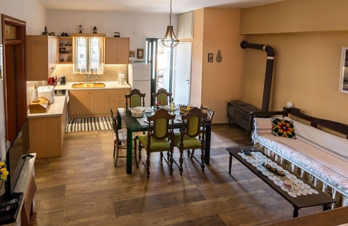 Meskla Villa | Villa Roxani with 2 bedrooms, private pool ideal for nature lovers