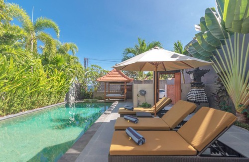 Pemaron Villa | Villa Royal Lovina - New Brand Luxury Private Beachfront Villa
