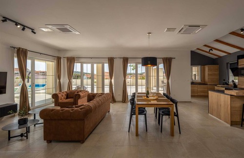 Jezera Villa | Villa Royal Stone with Pool, 350m from beach