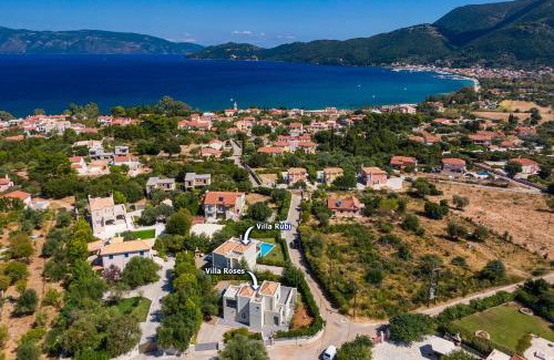Karavomylos Villa | Villa Rubi by Villa Plus