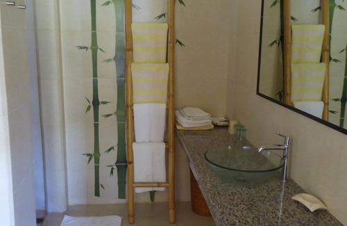 Glenmore Hotel | Villa Rumah Kita