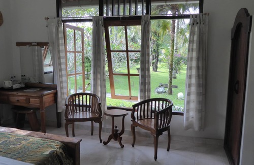 Glenmore Hotel | Villa Rumah Kita