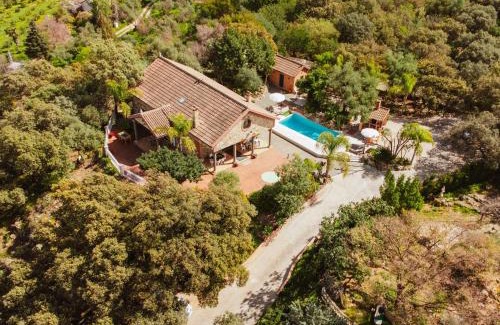 Coin Villa | Villa Rural La Cascada