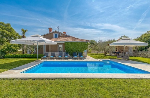 Selina Villa | Villa Ruza with Private Pool