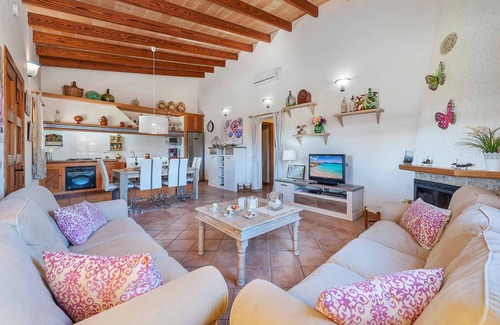 Alcudia Villa | Villa S Hortet Den Jua -This Villa includes a private pool, WI-FI & Table tennis