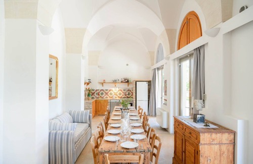 Carpignano Salentino Villa | Villa Salvatore - Eight Bedroom Villa, Sleeps 19