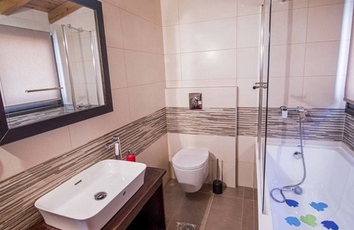 Salakos Villa | Villa Salakos - Three Bedroom Villa, Sleeps 6