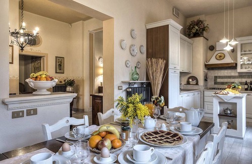 Iano Villa | Villa Salonia: A characteristic and welcoming villa surrounded by meadows and by green hills, with Free WI-FI.