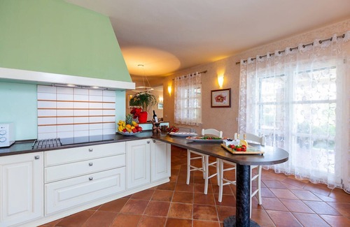 Montizana Villa | Villa Salvea by Villas Guide