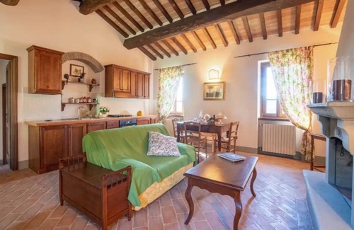 Bivio Lugnano Villa | Villa San Vicenzo By MMega