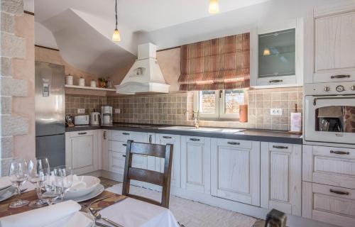 Selina Villa | Villa Sana