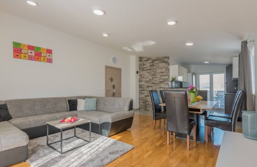 Grubine Villa | Villa Sanda - Makarska by Villas Guide