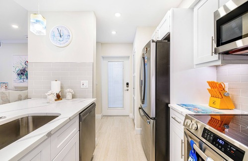 Sanibel Condo | Villa Sanibel 3A, 2 Bedroom Condo with Ground-level Access, Overlooks Pool