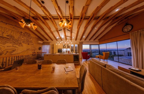Brtonigla Villa | Villa Sanpadeo for kids & families in Central Istria with jacuzzi, sauna & sea view