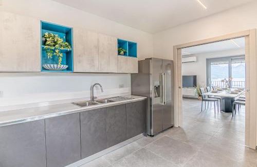 Calozzo Villa | VILLA SANT'ANNA - ALBA by Curtiaffitti