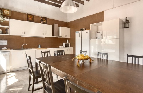 Valverde Alto Villa | Villa 'Santa Creu' with Private Pool, Wi-Fi and Air Conditioning