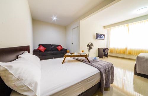 La Victoria Hotel | Villa Santa