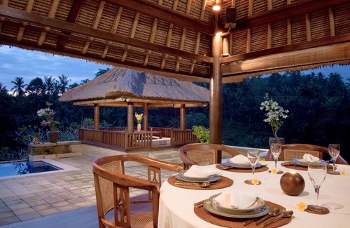 Melayang Villa | Villa Santai Ubud - 4 Bedroom Private & Luxurious Villa with Dramtic Vistas
