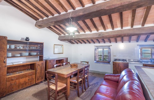 Sansepolcro Villa | Villa Santarsa, 31 people, magnificent views and private pool, no neighbors