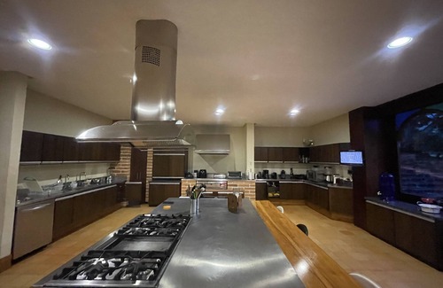 Copacabana Villa | Villa Santillana