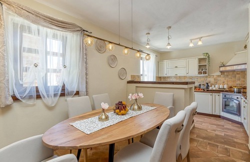 Stifanici Villa | Villa Santolina in Baderna
