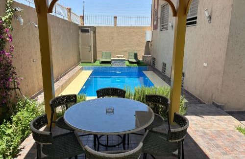 Tamansourt Apartment | Villa Sara, superbe appart avec jardin et piscine privée
