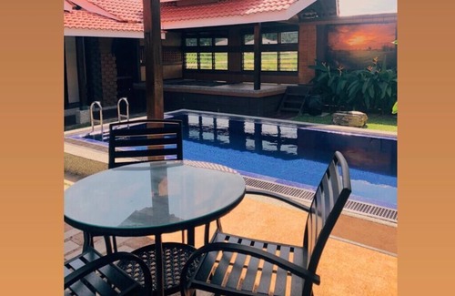 Kampung Mawar Villa | Villa Sawah, Langkawi with Private pool in secluded area.