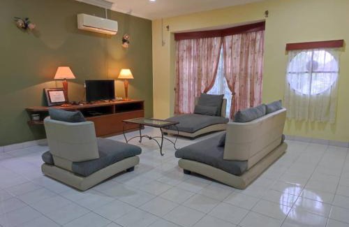 Seri Manjung Villa | Villa Sayang Humairah @ Venice of Perak Intan 2